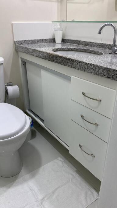 Novo-aconchegante, Moderno-lindo